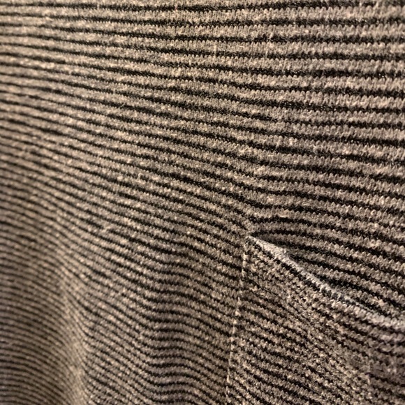 Super cute and comfy shirt with 3/4 sleeves. - Picture 2 of 3